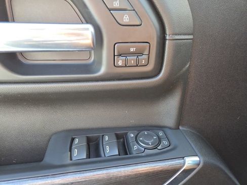Used 2022 Chevrolet Silverado 1500 LTZ image 15