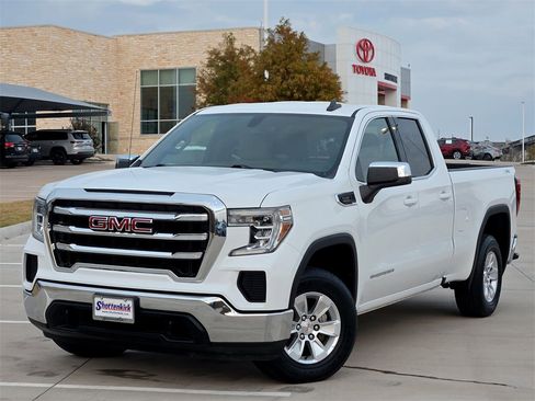 Used 2021 GMC Sierra 1500 SLE image 2