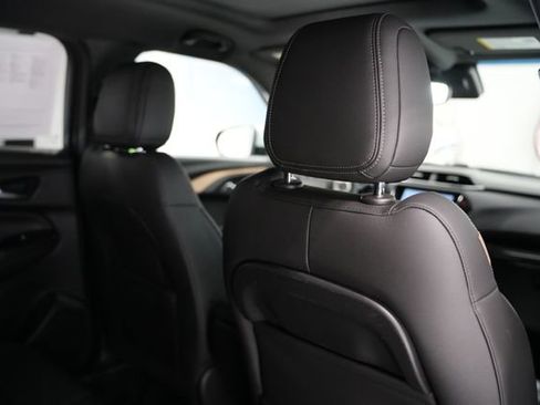 Used 2023 Chevrolet TrailBlazer ACTIV w/ Sun and Liftgate Package image 19