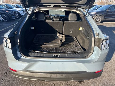 Used 2023 Ford Mustang Mach-E Select image 11