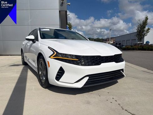Used 2022 Kia K5 LXS FWD image 1
