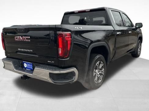 Used 2025 GMC Sierra 1500 SLT image 8
