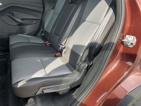 Used 2018 Ford Escape SE AWD/4WD image 16