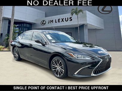 Certified 2025 Lexus ES 350 w/ Premium Package