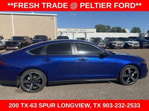 Used 2023 Honda Accord Sport image 11