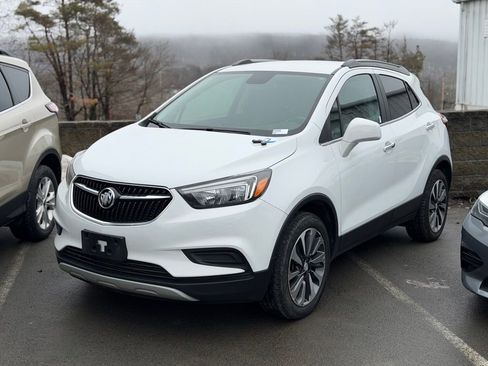 Used 2022 Buick Encore Preferred w/ Safety Package image 1