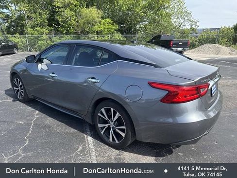 Used 2016 Nissan Maxima 3.5 SL w/ Interior Lighting Package FWD image 6
