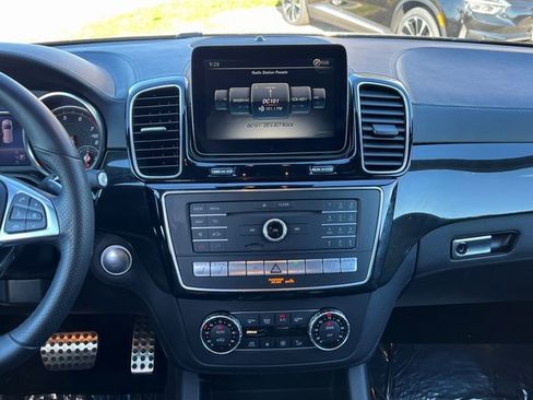 Used 2017 Mercedes-Benz GLE 43 AMG 4MATIC image 22