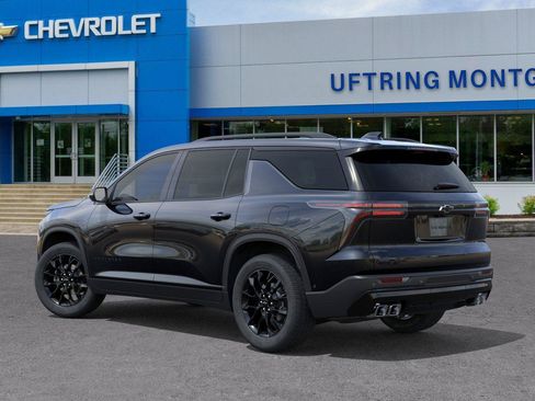 New 2026 Chevrolet Traverse LT w/ Midnight/Sport Edition FWD image 3