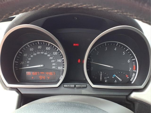 Used 2003 BMW Z4 2.5i RWD image 12