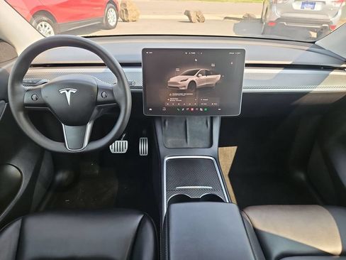 Used 2022 Tesla Model Y Performance AWD/4WD image 23