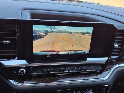 Used 2022 GMC Sierra 1500 Elevation w/ X31 Off-Road Package image 30