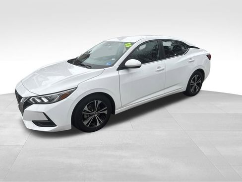 Used 2023 Nissan Sentra SV image 3