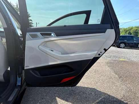 Used 2018 Genesis G80 5.0 Ultimate image 13