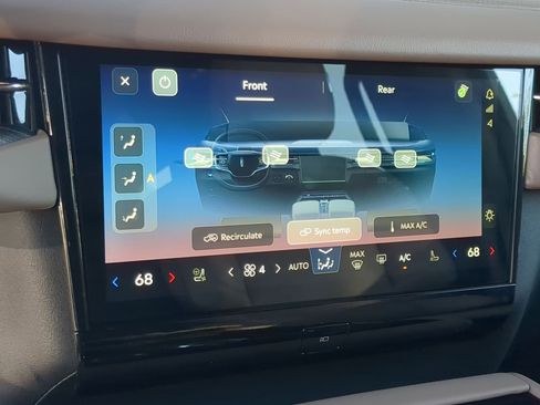 New 2025 Lincoln Navigator Black Label image 18