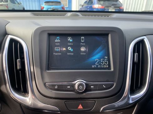 Used 2018 Chevrolet Equinox LT FWD image 20