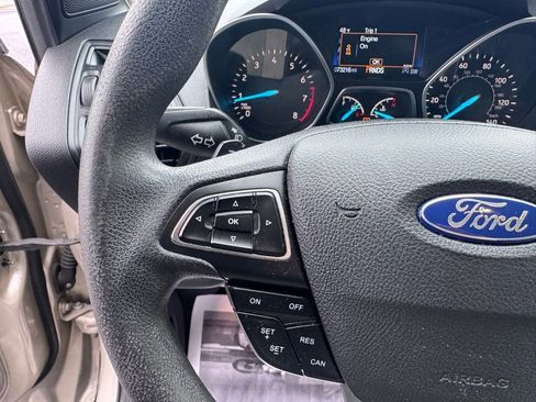 Used 2017 Ford Escape SE w/ Equipment Group 201A image 15