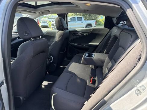 Used 2024 Chevrolet Malibu LT FWD image 11