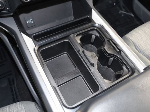 Used 2023 Ford F450 XLT w/ FX4 Off-Road Package image 29