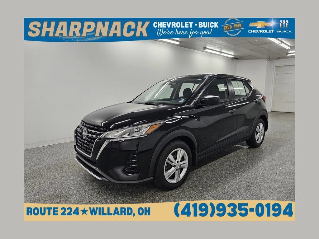 Used 2025 Nissan Kicks Play S FWD image 1