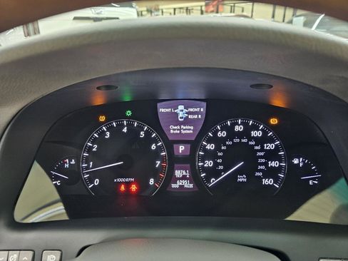 Used 2010 Lexus LS 460 Luxury RWD image 30