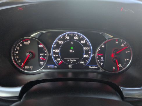 Used 2023 Chevrolet Traverse High Country image 10