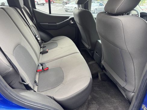 Used 2015 Nissan Xterra X image 11