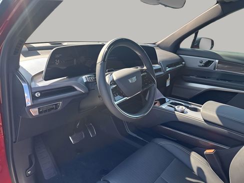 New 2026 Cadillac Vistiq Luxury image 23