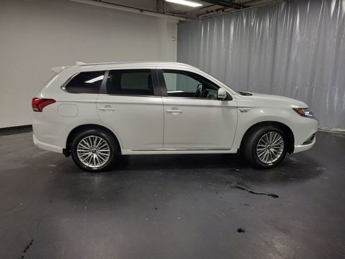 Used 2022 Mitsubishi Outlander GT image 9