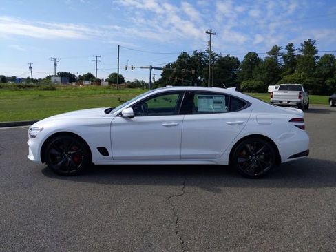 Used 2023 Genesis G70 3.3T w/ Sport Prestige Package AWD/4WD image 7