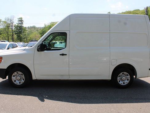 Used 2020 Nissan NV 2500 SV RWD image 9