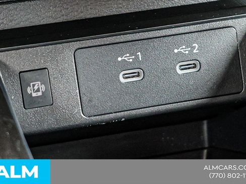 Used 2026 Nissan Kicks SR FWD image 33