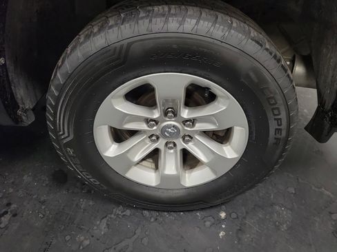 Used 2022 RAM 1500 Laramie image 11