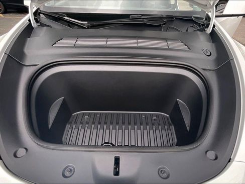 Used 2020 Tesla Model 3 Long Range image 10