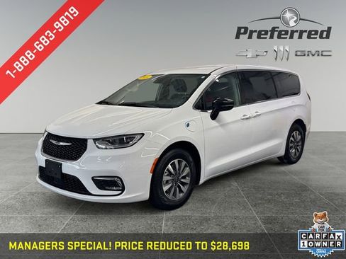 Used 2024 Chrysler Pacifica Limited FWD image 12