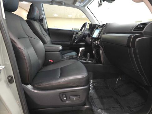 Certified 2023 Toyota 4Runner TRD Off-Road Premium w/ Moonroof Package AWD/4WD image 28