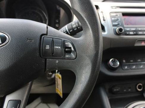 Used 2014 Kia Sportage LX FWD image 11
