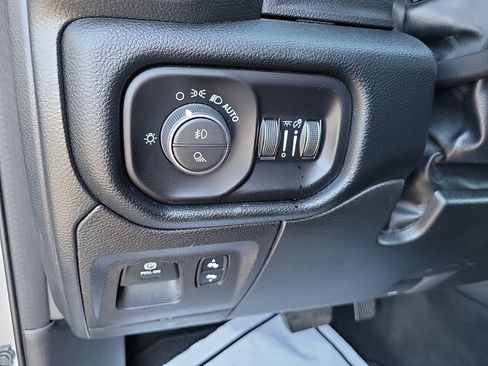 Used 2022 RAM 1500 Laramie image 32