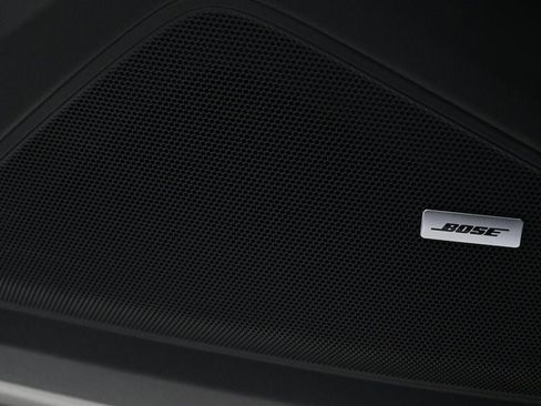 Certified 2025 Porsche Cayenne S image 22