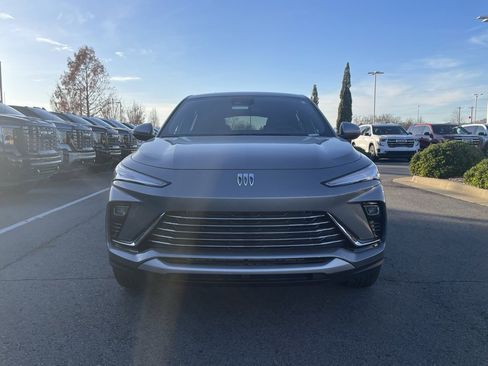 New 2026 Buick Envista Preferred w/ Convenience I Package image 2