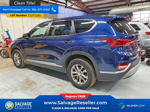 Used 2019 Hyundai Santa Fe SE image 3