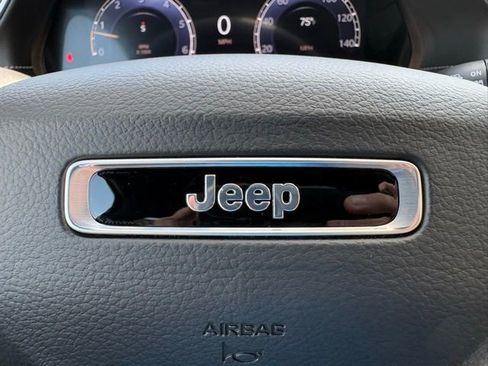 New 2026 Jeep Grand Cherokee 2WD image 15