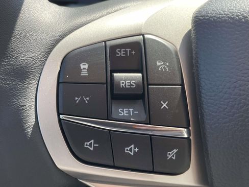 New 2026 Ford Explorer Active w/ Active Comfort Package RWD image 18