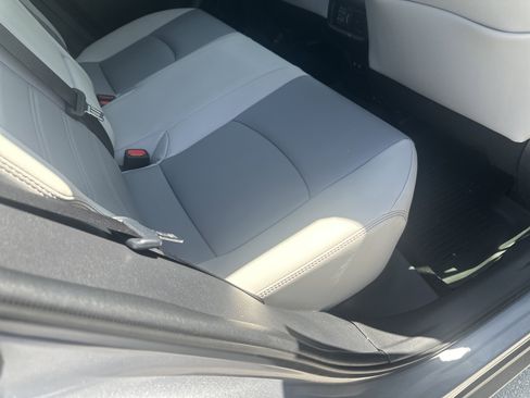 Used 2021 Toyota RAV4 XLE Premium FWD image 25
