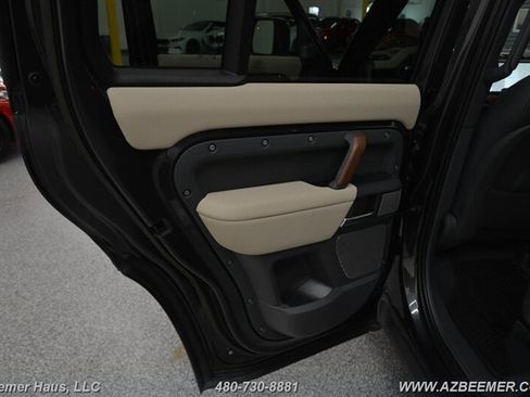 Used 2023 Land Rover Defender 130 X AWD/4WD image 43