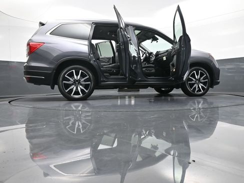 Certified 2022 Honda Pilot Touring image 51