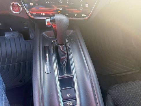 Used 2016 Honda HR-V EX image 21