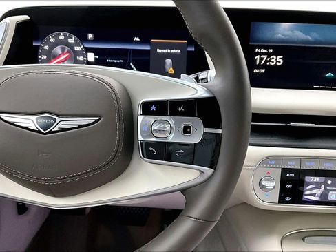 Used 2023 Genesis G90 3.5T image 27