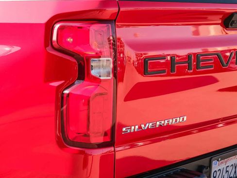 Used 2023 Chevrolet Silverado 1500 RST RWD image 7