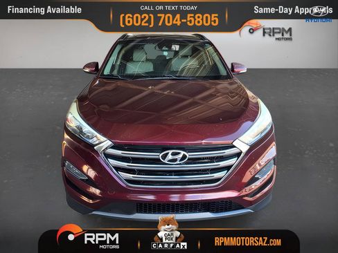 Used 2016 Hyundai Tucson Limited w/ Option Group 03 FWD image 2